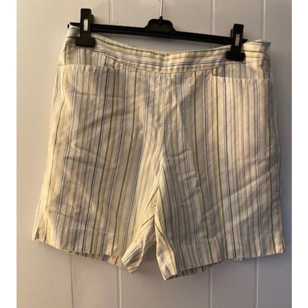 LizGolf Ladies Shorts.  Linen Blend Size 10‎